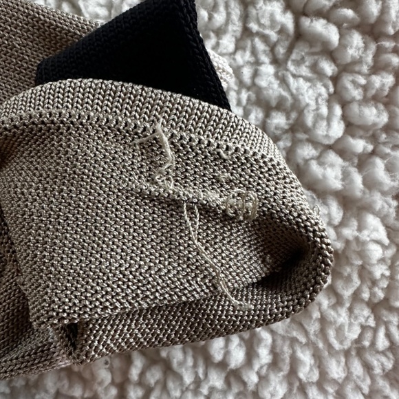 Dana Buchman 100% Silk Black/Tan Striped Sweater Size Medium - Picture 10 of 10